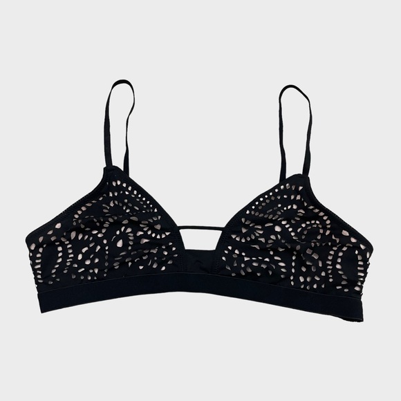 Me to We Other - 🦋3 for $15 Me to We Black Bralette